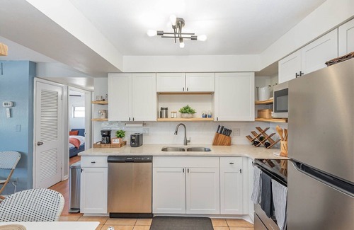 Cocoa Beach Condo | CASA PLAYA Beach Condo - across the street from the beach!