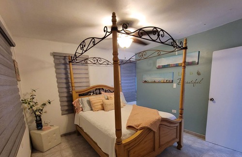 Hato Abajo House | Casa Playa Gamil Rene