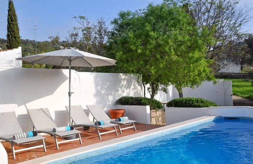 Sao Bras de Alportel Cottage | Casa Poente A wonderful countryside Cottage in the hills of the Algarve.