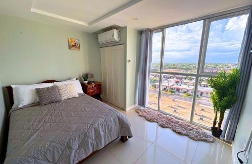 Portmore Apartment | CASA PORS Beach Front Apartment with security, pool &jacuzzi
