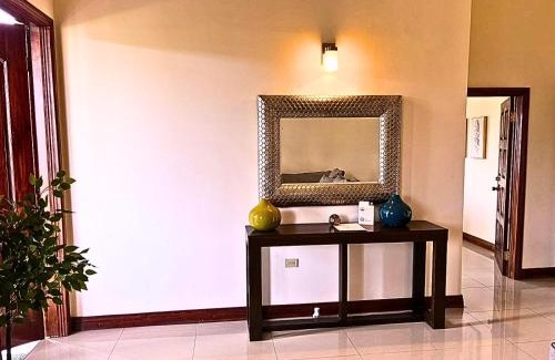 Beverly Hills Apartment | Casa Pors Luxury Apartment with Security, Pool, & Gym
