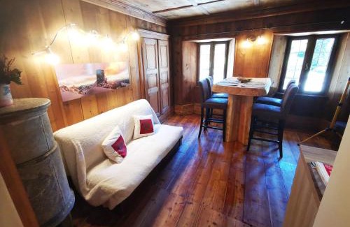 Gressoney-Saint-Jean Apartment | Casa Posta Gressoney