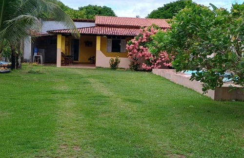 Guaibim House | Casa Praia Guaibim Valença BA Cozy, furnished, internet, 50 meters from the beach.
