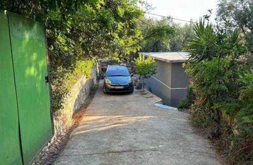 Elbasan House | Casa privata indipendente