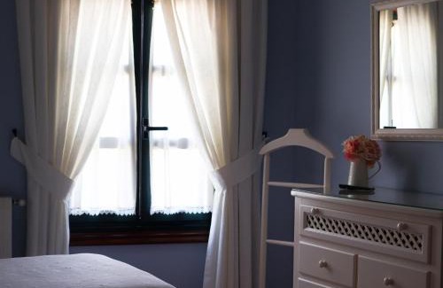 O Arrabal House | Casa Puertas