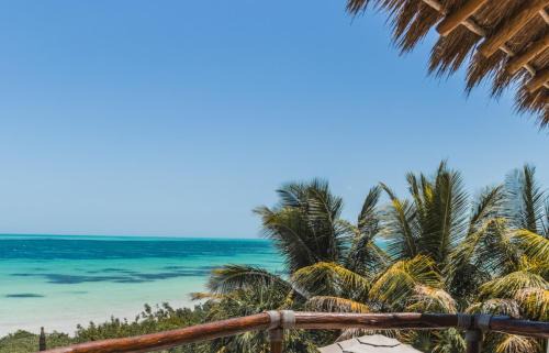 Isla Holbox Hotel | Casa Punta Coco & Beach Club
