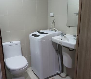 Barangay 76 Apartment | Casa R and R Cozy Staycation at S Residences