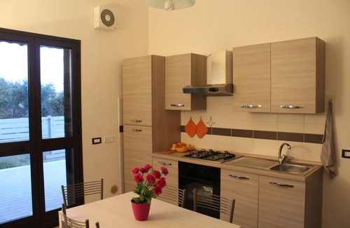 Marina di Modica Apartment | Casa Rafaél, independent apartment 500m from the beach in Marina di Modica