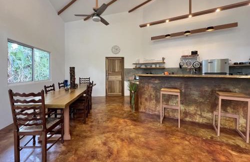 Puerto Viejo de Talamanca House | Casa Rayo de Luz