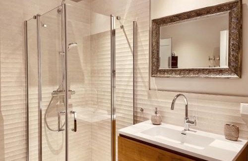 Dittelstedt Apartment | CASA REHSE I Loft-Apartment I kostenlos Parken & WLAN I Self-Check-in I ÖPNV I 65Zoll-TV