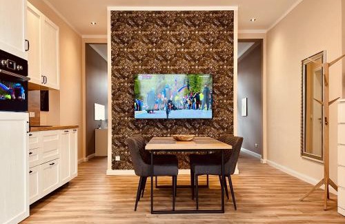 Dittelstedt Apartment | CASA REHSE I Loft-Apartment I kostenlos Parken & WLAN I Self-Check-in I ÖPNV I 65Zoll-TV
