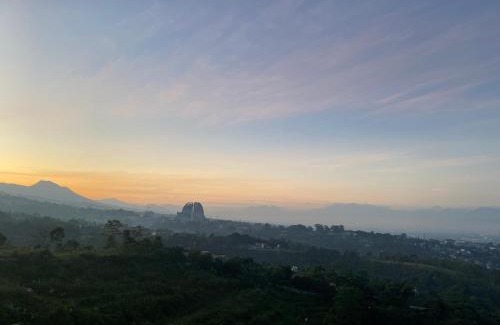 Ciumbuleuit Villa | Casa Revanaka Ciumbuleuit Bandung