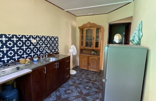 Cahuita House | Casa Rio Verde, a great place for family and friends , surrounded by nature!