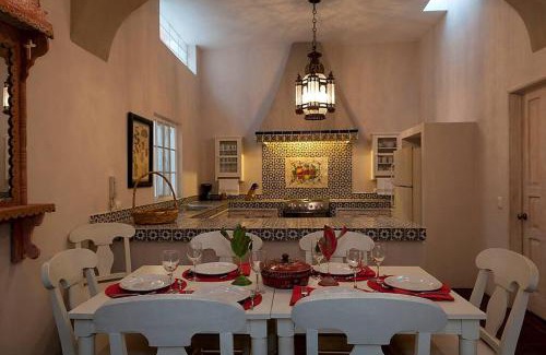 Zona Centro House | Casa Robelina 4bd+4bths. Center.