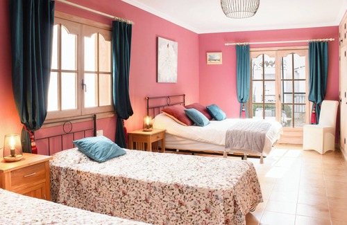 Competa Bed & Breakfast | Casa Roble B&B