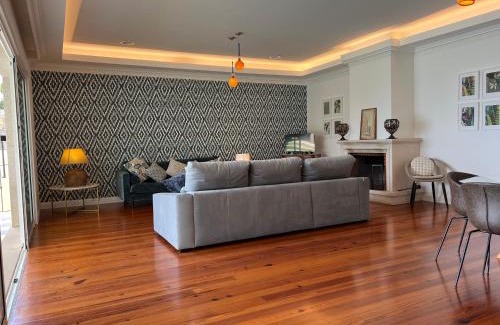 Sao Martinho Villa | Casa Roc Madeira - 5 Bedrooms - Ocean and City Views - Private Heated Pool