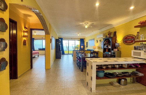 Isla Mujeres House | Casa Roca Caribe 1st Floor Suite - 2 Bedroom, 1 Bathroom, Oceanside Pool