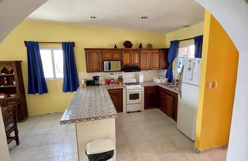 Colonia Meteorologico Villa | Casa Roca Caribe - Whole House - 4 Bedroom, 3 Bathroom, Pool, Ocean front