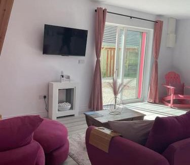 Schull House | Casa Rosa
