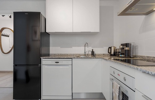 Estepona Apartment | Casa Rosa - Prime Location with Pool and Parking