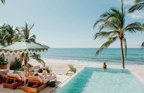 North End House | Casa Rosada Sayulita - Staffed Private Oasis located on Pacific