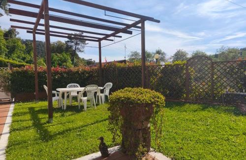 Fosdinovo Apartment | Casa Rosi, in campagna, relax tra mare e montagna