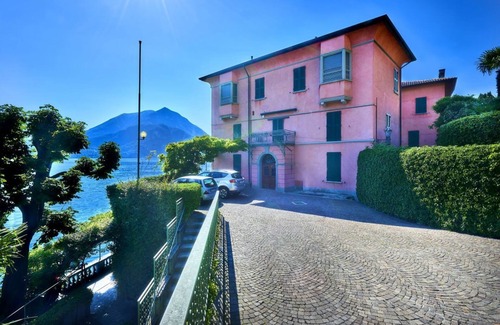 Varenna Apartment | Casa Royal beautiful Garden