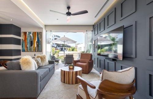 Alta Vista Apartment | Casa Ruby Mae, BEST NYE Fireworks-Heart of Romantic Zone