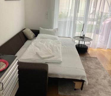 Alte Heide-Hirschau Apartment | Casa Rumi Munich
