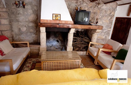 Cazorla House | Casa Rural Calabaza & Nueces