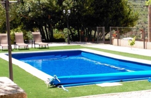 Banyeres de Mariola Cottage | Casa Rural La Alquería del Pilar for 10 people