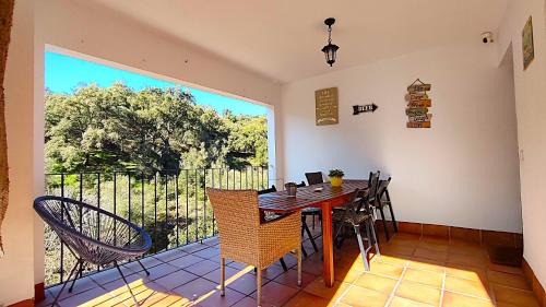 Aracena House | Casa Rural Gurumelo