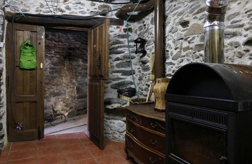 Valero House | Casa rural Huerto tia Juliana
