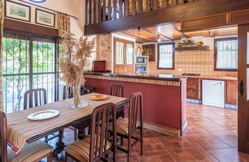 Villamartin Villa | Casa Rural Las Colmenillas Villamartín by Ruralidays
