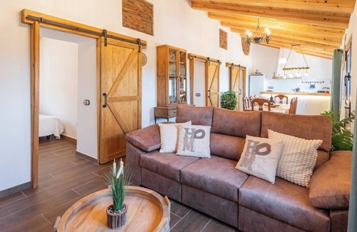 Velez-Malaga Villa | Casa Rural Los Aleses Vélez-Málaga by Ruralidays