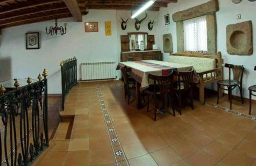 Cabezas Bajas House | Casa Rural Lucía es una casa rural amplia con pat