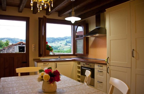 Inguanzo House | Casa Rural Madre Pepa