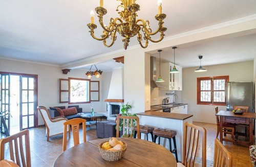 Rio Velez Villa | Casa Rural Maestro Vela Vélez-Málaga by Ruralidays
