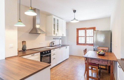 Rio Velez Villa | Casa Rural Maestro Vela Vélez-Málaga by Ruralidays