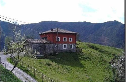 Santianes de Ola Cottage | Casa Rural Ricao for 6 people