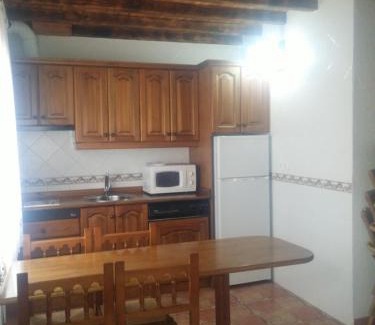 El Raso House | Casa Rural Ropino
