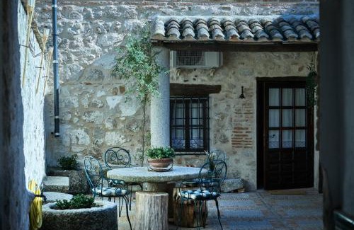 Cuerva House | Casa Rural Tornerías