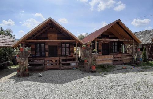 Sovata House | Casa Rustic Fehér & Fekete Vendégházak