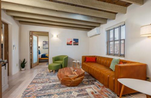 Santa Fe House | Casa Saint Francis- King Bed-Patio & Fire Pit -2BR