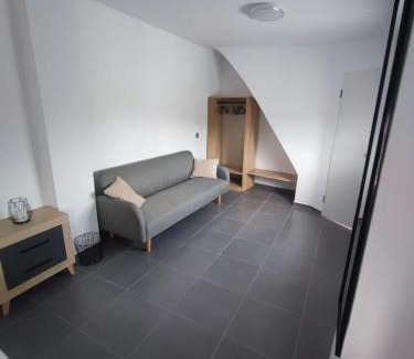 Bunol Apartment | Casa Salvador, Escapada de Aventura y Relax en Buñol