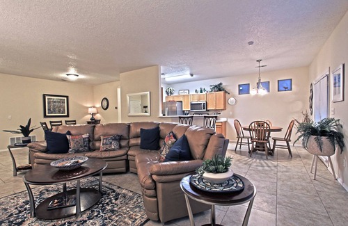 Vista Del Norte Alliance House | Casa Sandia ~ Great Central Location by a Premier Partner Host!