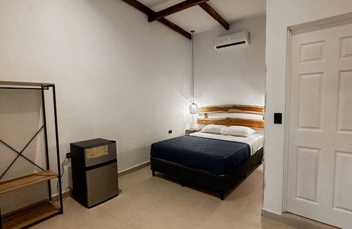 La Libertad Hotel | Casa Santa Emilia @StaysbyMESER #Room1