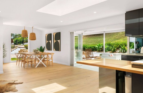 Macmasters Beach House | Casa Scenic - resort acreage with pool, 10 min walk to beach