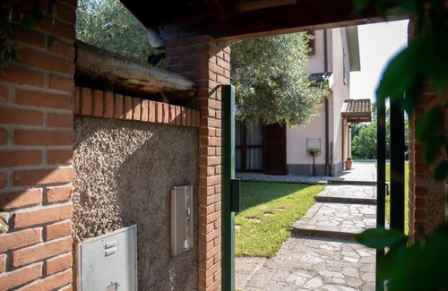 Premenugo House | Casa Schatz Settala Milano