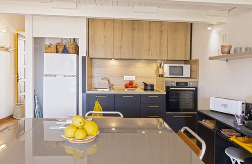 L'Ile-Rousse Apartment | Casa Sémaphore, studio renovated, air-conditioned, with sea view